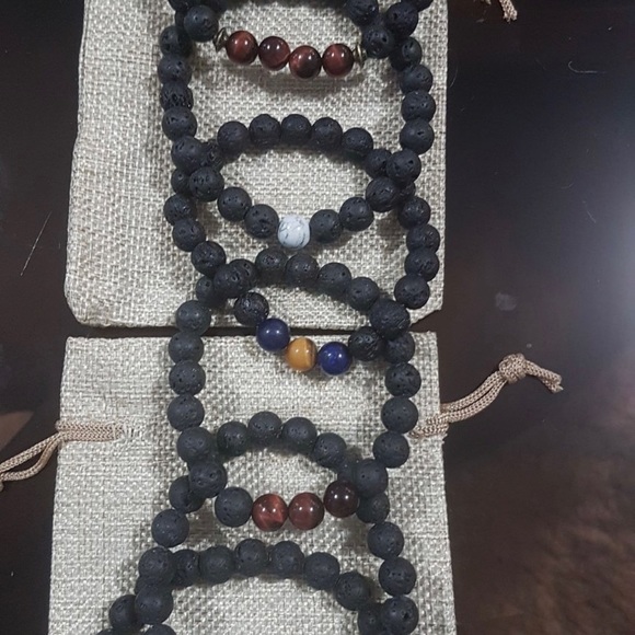 Jewelry - Picture 2 of 8